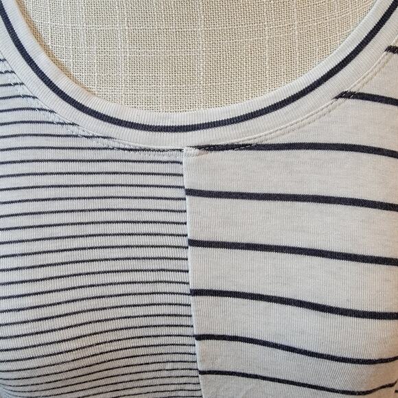 CAbi Black Heathered White Stripe Long Sleeve Pivot Tunic Tee Size Small - Picture 4 of 6